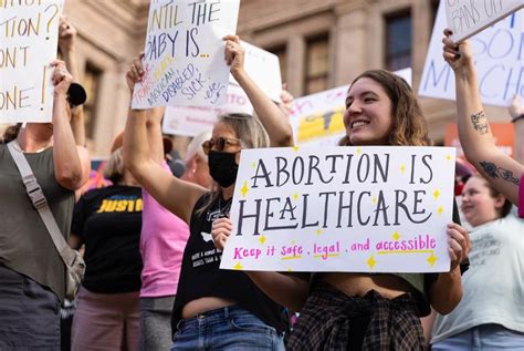 Texas-based abortion funds resume funding for out-of-state abortions, travel expenses